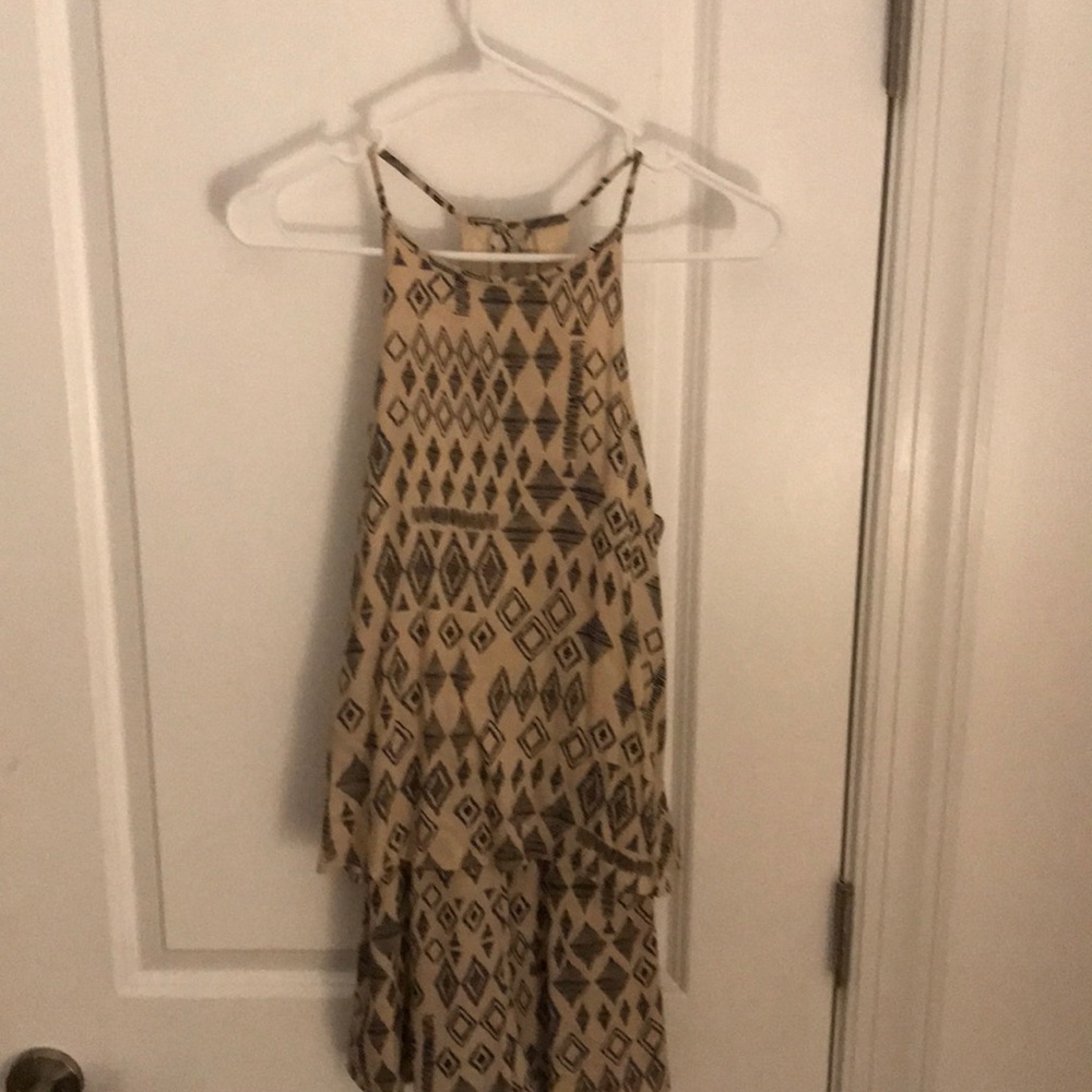 Romper - Picture 2 of 4